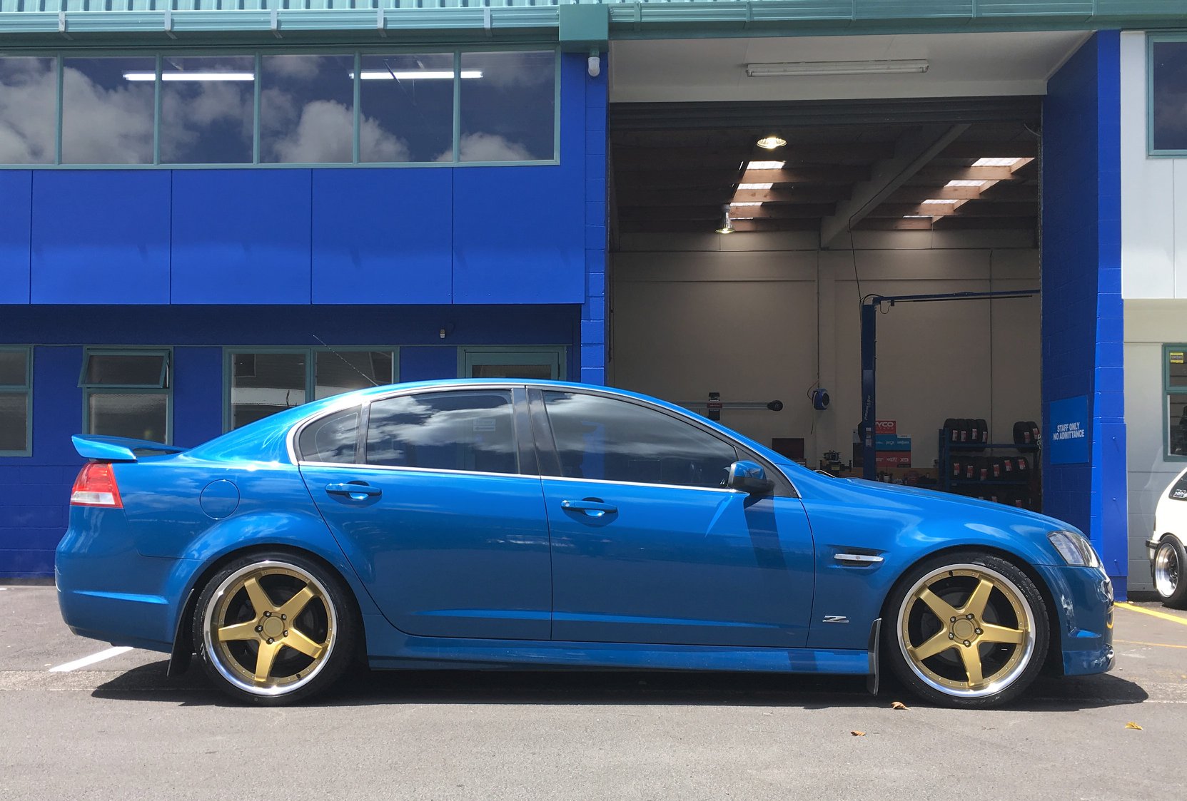 Holden Commodore Kudos Bathurst - 360 Link - Automotive Styling Specialists