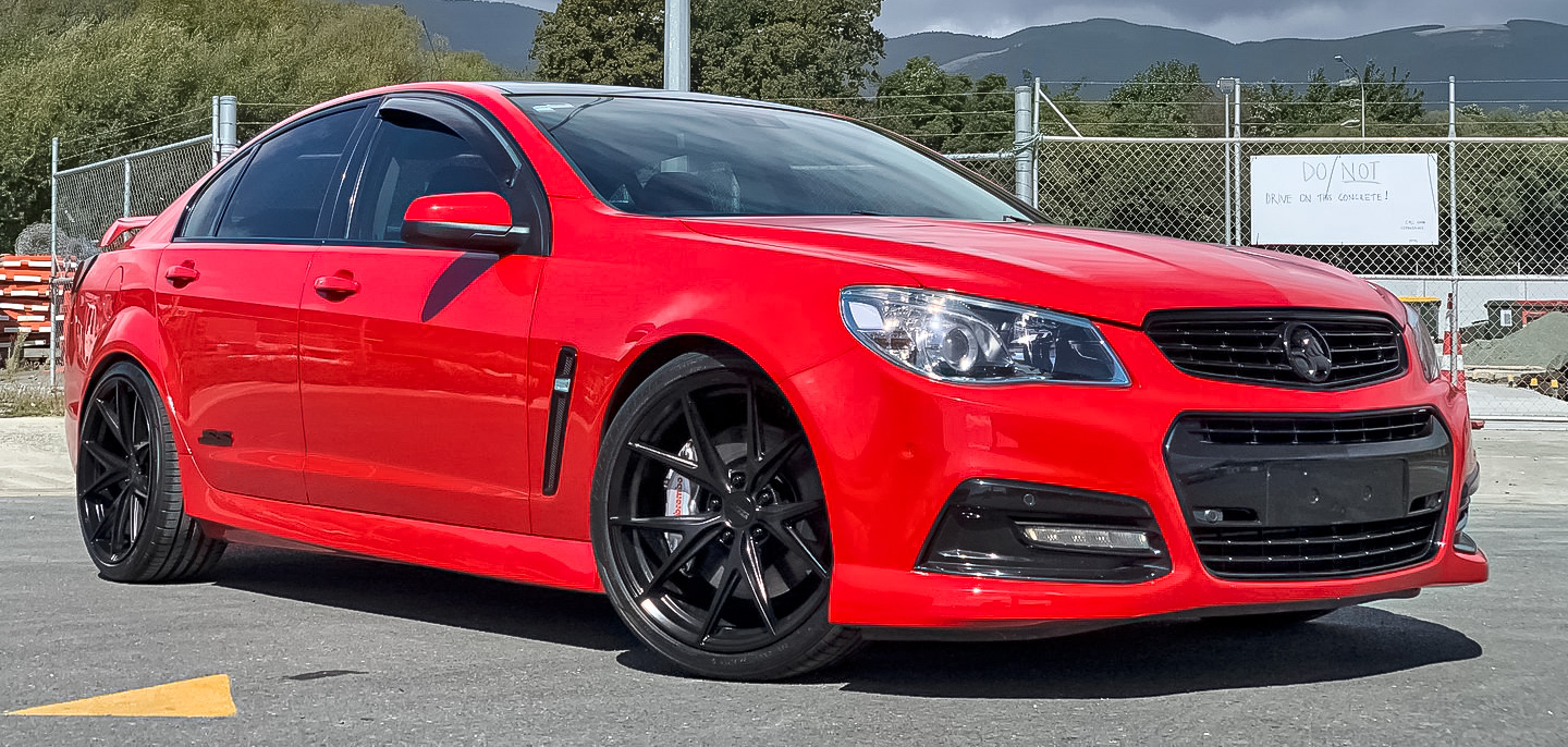 Holden Commodore - Forum Charger Matte Black - 360 Link - Automotive ...