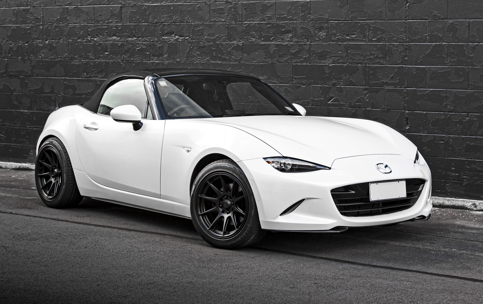 Mazda MX5 - Kudos Tokyo - 360 Link - Automotive Styling Specialists