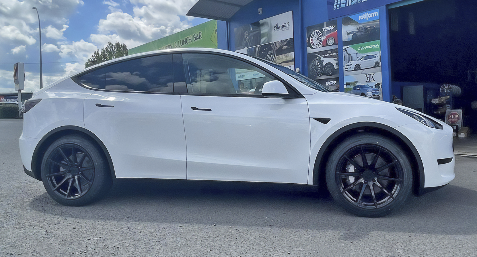 Forum Chase 2010 Model Y 2 copy 360 Link Automotive Styling Specialists