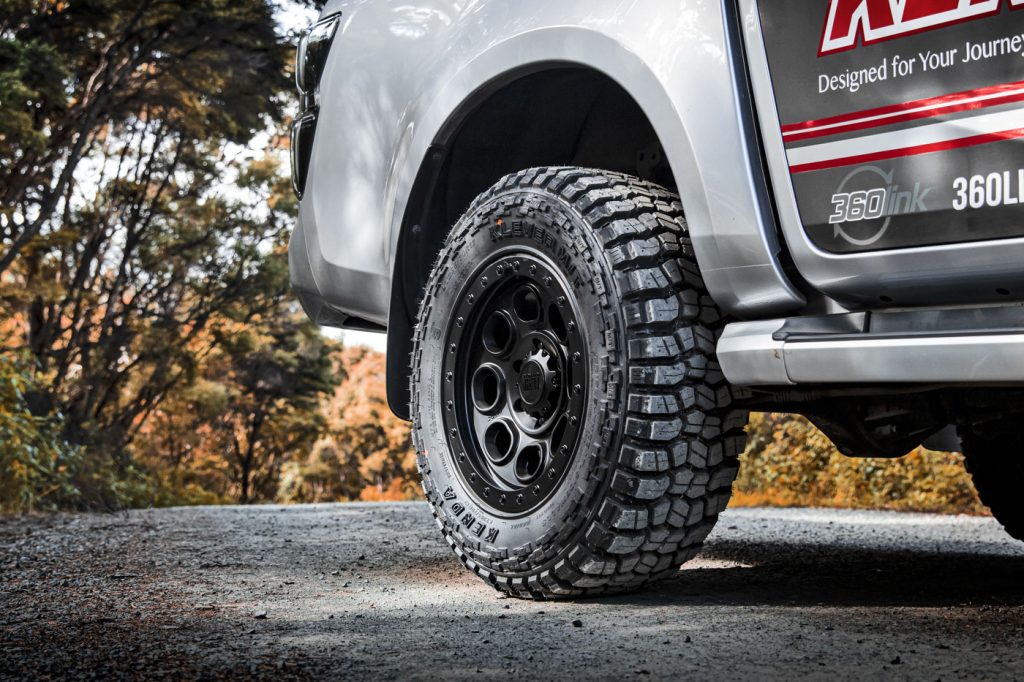 Kenda M/T2 KR629 Mud Terrain Light Truck Tire, Grip MT, Size: LT33X12.50R15 108Q C Kenda M/T2 KR629 Mud Terrain Light Truck Tire, Grip MT, Size: LT33X12.50R15 108Q C